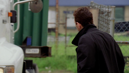 The Wire S01-S05 br ddp avc-PiR8/The Wire S02/The.Wire.S02E09.Stray.Rounds.1080p.BluRay.EAC3.H264-PiR8.mkv