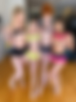 [Onlyfans] Siterip - @canbebought [155 images] [79 videos]/pics/canbebought-03-07-2020-75525749-Friday night is game night Going li.jpg