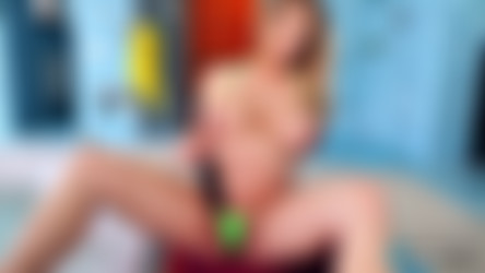 Pregnant Katarina_/screen/Pregnant_Katarina_.mp4.0017.jpg