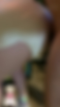 LittleDiaperIdol/2021-12-24-videopage-Posts-1457937-MC-16404032529502808760.mp4